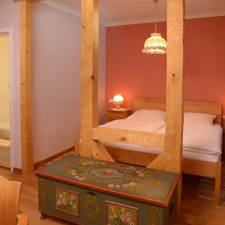 Penzion Landgasthof Haueis 3*