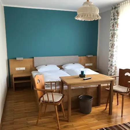 Landgasthof Haueis 3*